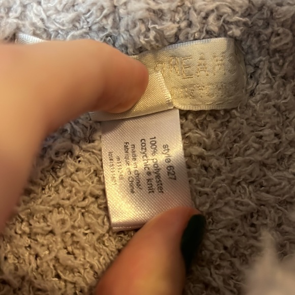 Barefoot dreams Knit Poncho- Size OS - Picture 5 of 5